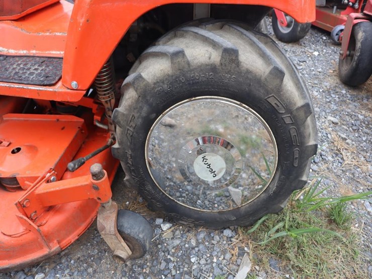 kubota-lawn-tractor-image-13