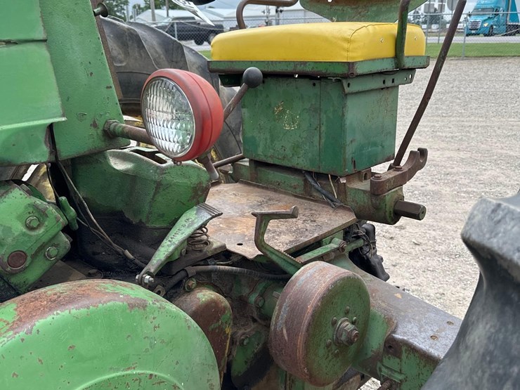 john-deere-60-image-12