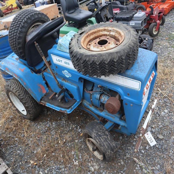 Ford LGT125 Riding Mower