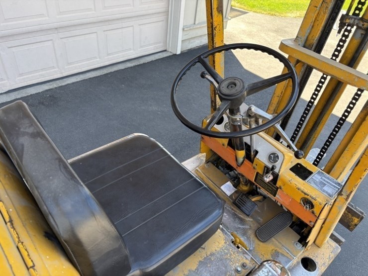 clark-c30b-forklift-image-17