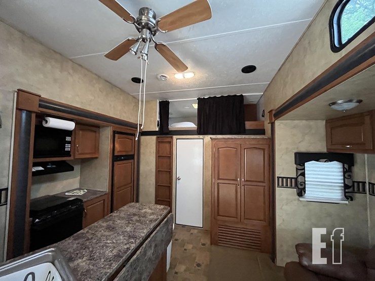 2008-keystone-rv-co-raptor-3712ts-image-27