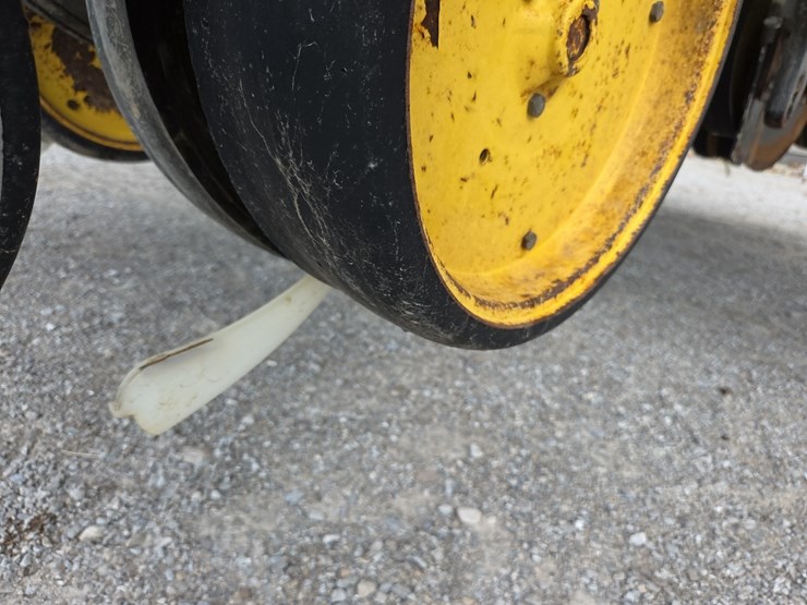 john-deere-7200-image-13