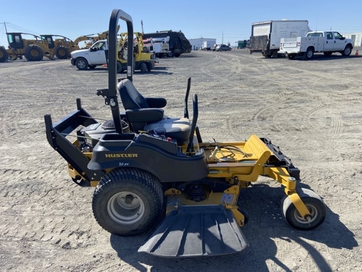 hustler-fastrak-zero-turn-mower-image-6