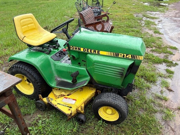 john-deere-214-image-1