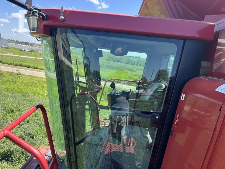 2006-case-ih-2388-image-3