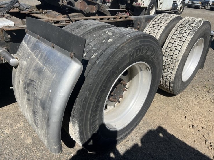 kenworth-w900-image-26