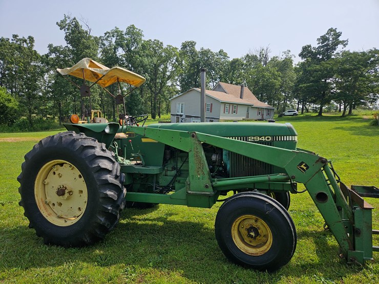1982-john-deere-2940-image-11