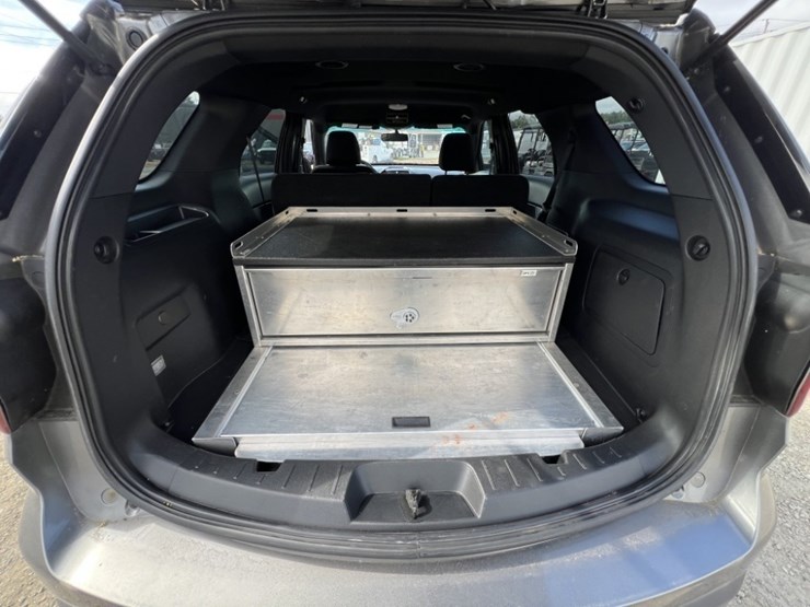 2016-ford-explorer-image-20