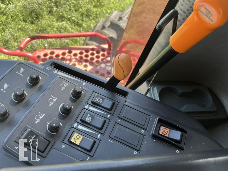 2006-case-ih-2388-image-10