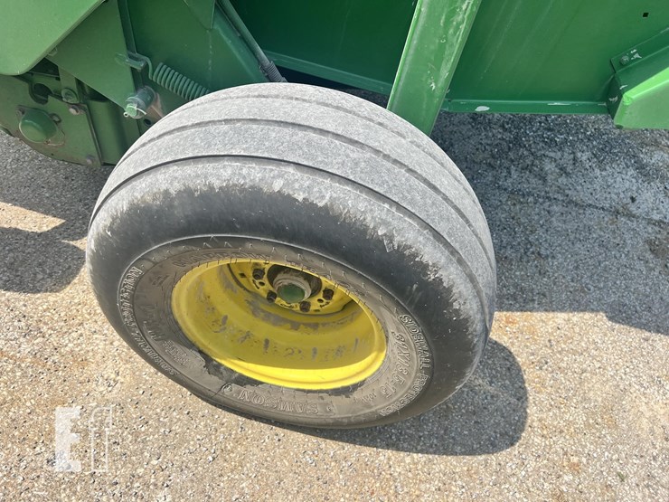 1996-john-deere-566-image-9