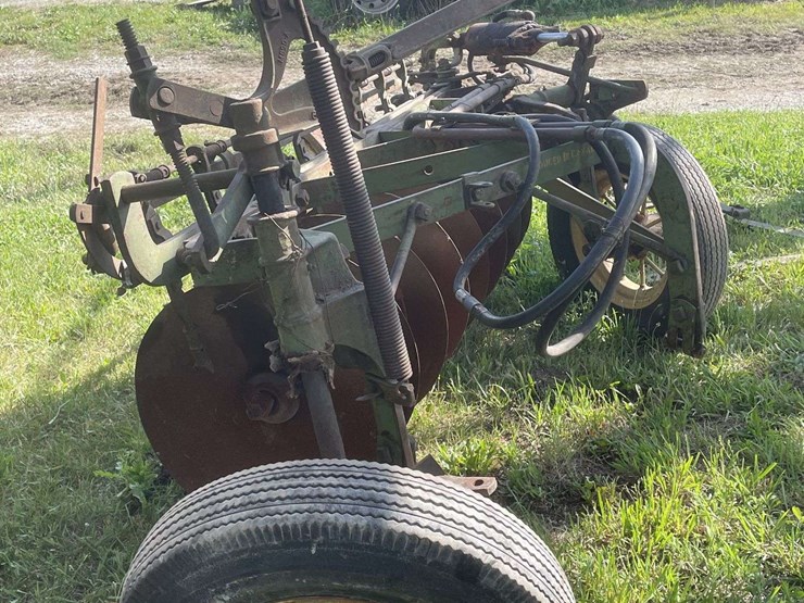 john-deere-disk-plow-image-21