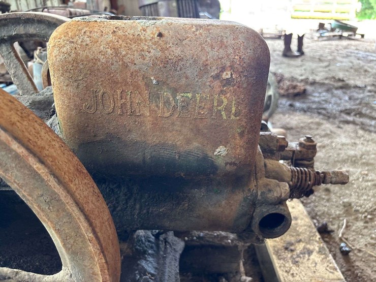 john-deere-model-e-1.5-hp-engine-image-10