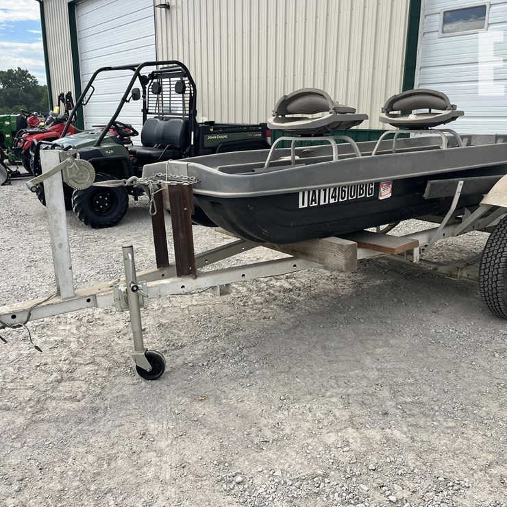 BASS PRO SHOPS POND PROWLER