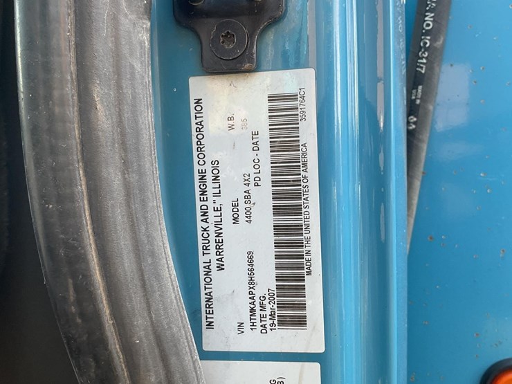 2008-international-durastar-4100-image-22