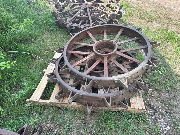 (2)-allis-chalmers-wc-steel-wheels-image-3