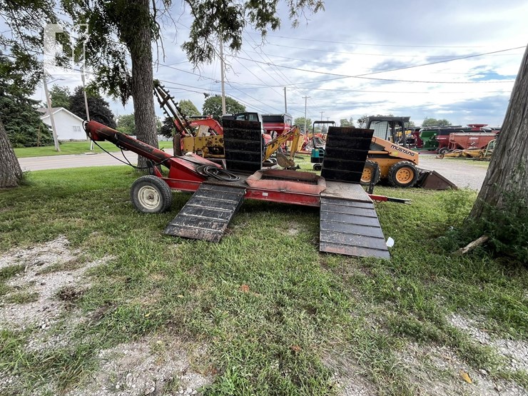 wheatheart-drive-over-hopper-image-1