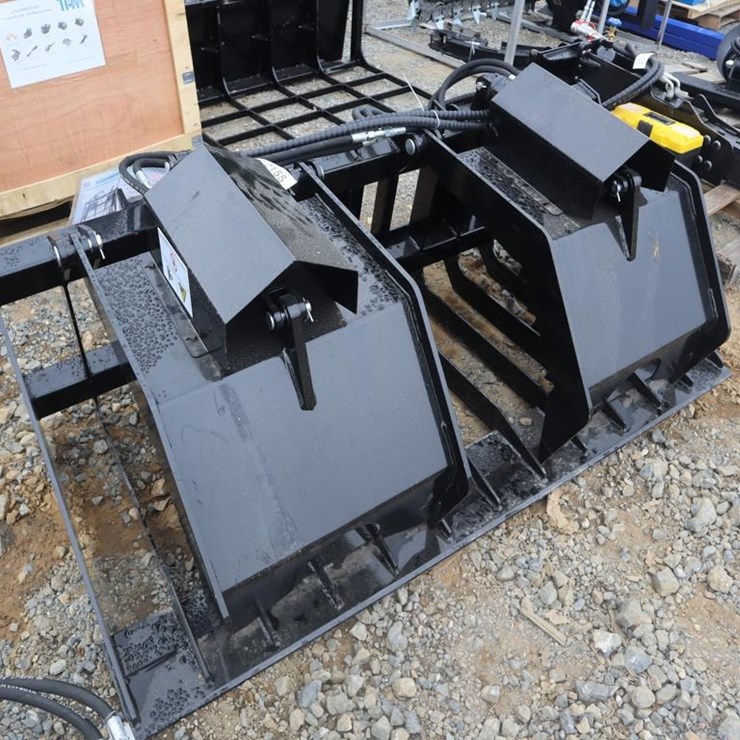 Future Skid Steer Rock Grapple Bucket