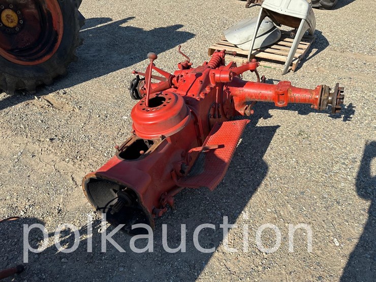 2105-ford-8n-image-6