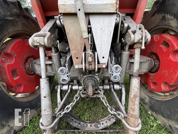 massey-ferguson-1130-image-11