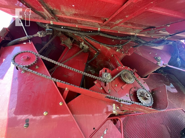 2006-case-ih-2388-image-33