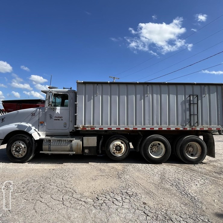 1992 INTERNATIONAL 9400