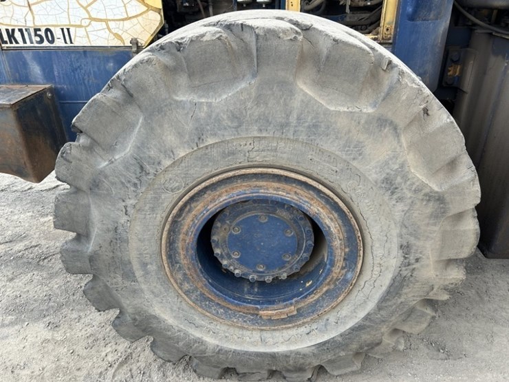 kobelco-lk1150-ii-wheel-loader-image-28