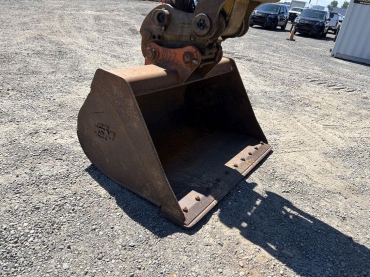 2008-deere-120c-image-9
