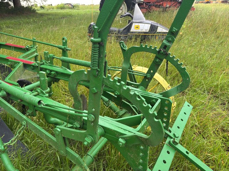 john-deere-14-image-32