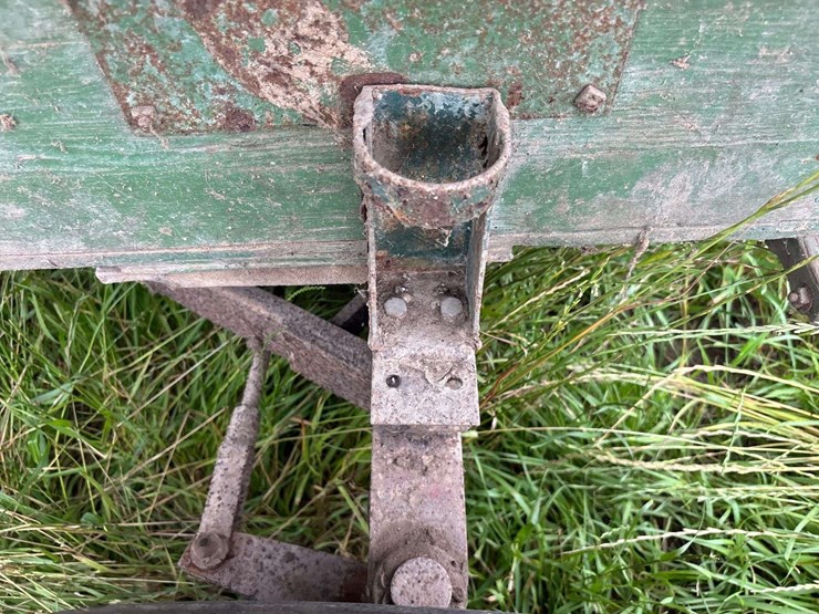 john-deere-flare-box-and-running-gear-image-17