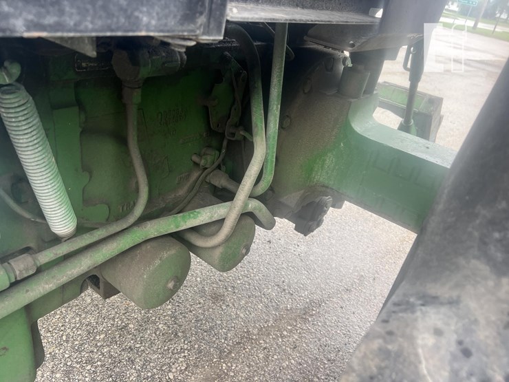 john-deere-4850-image-33