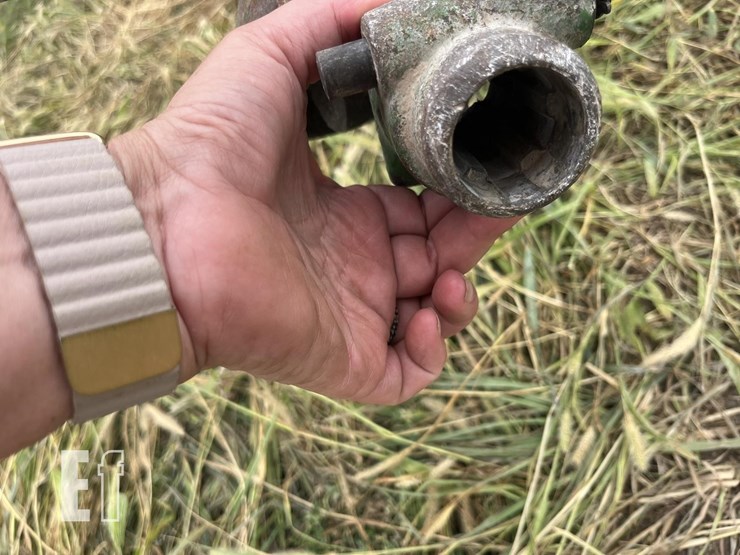 john-deere-24t-image-17