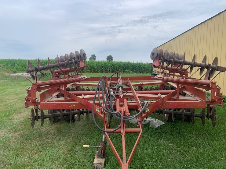 22’-ih-480-wing-fold-disc-image-2
