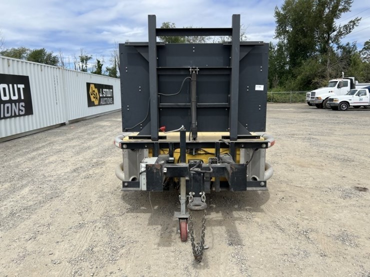 2010-scorpion-tl3-tma-s/a-towable-attenuator-image-8