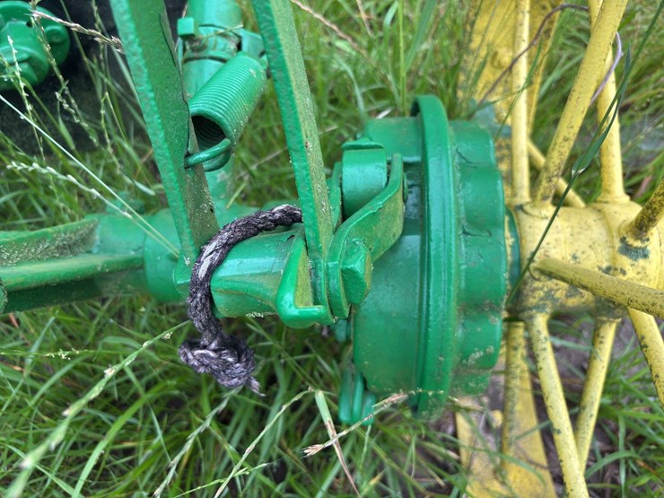 john-deere-14-image-11