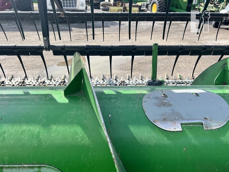 2009-john-deere-630f-image-14