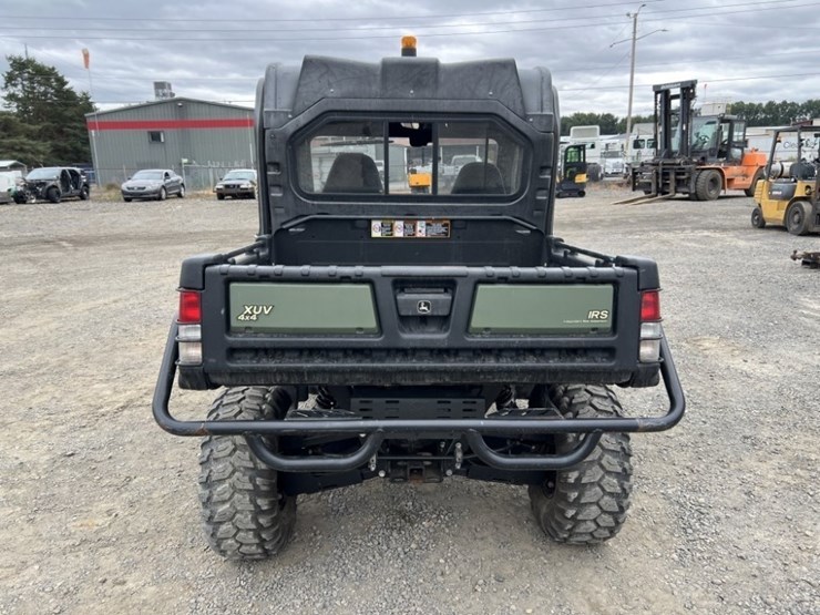 2015-john-deere-gator-image-5