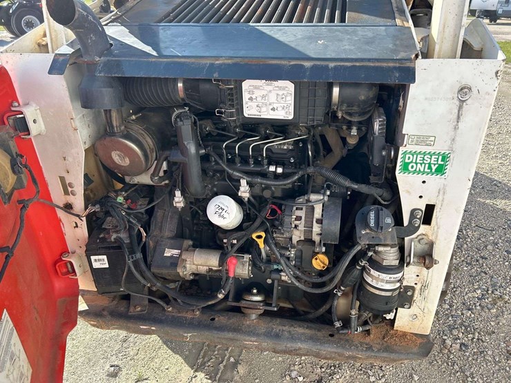2019-bobcat-t590-image-7