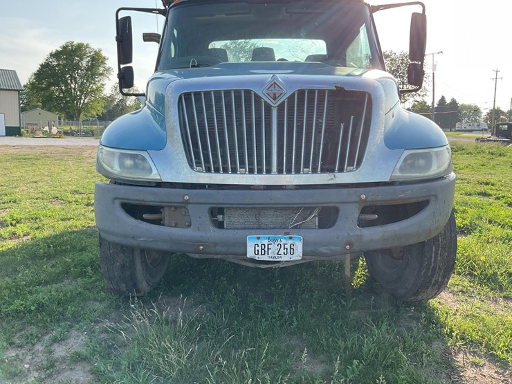 2008-international-durastar-4100-image-6