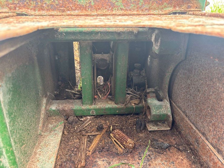 john-deere-baler-image-25