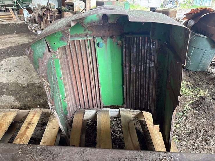 john-deere-720-image-11