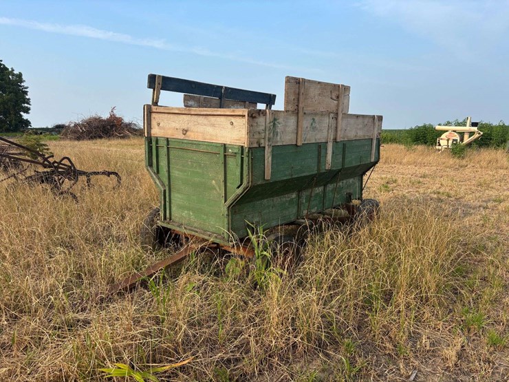 john-deere-flare-box-and-running-gear-image-1
