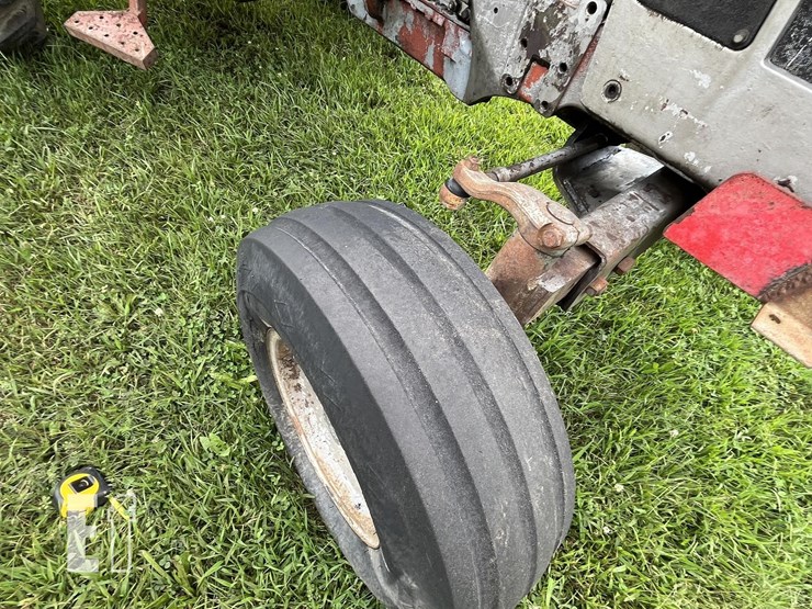 massey-ferguson-1130-image-3