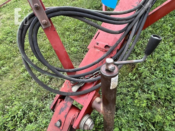 case-ih-4300-image-2