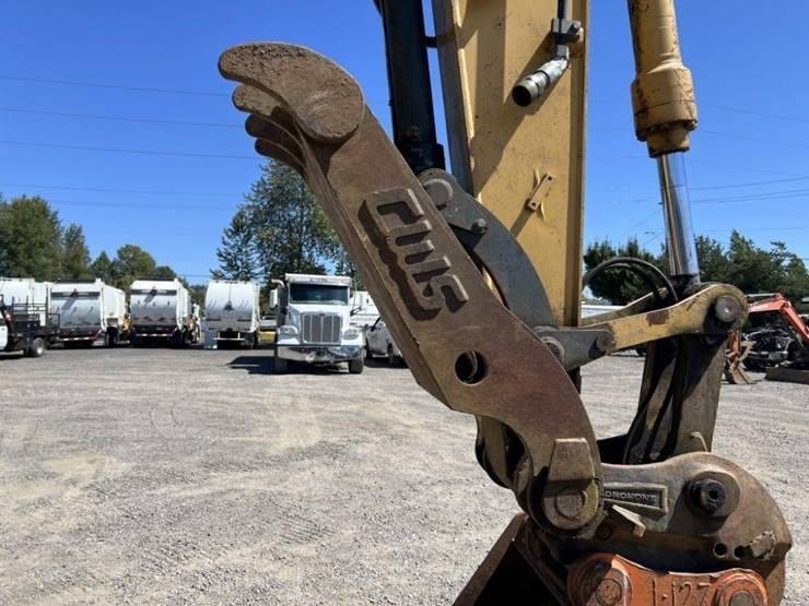 2008-deere-120c-image-15