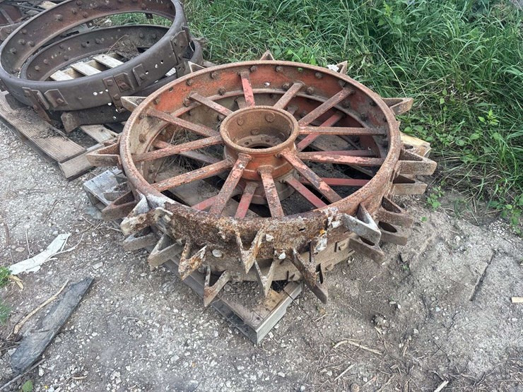 (2)-allis-chalmers-wc-steel-wheels-image-2