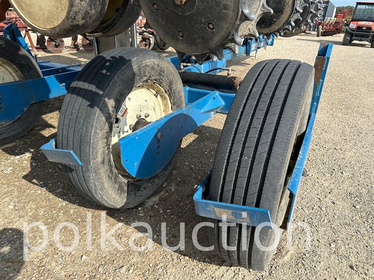 kinze-2600-image-12