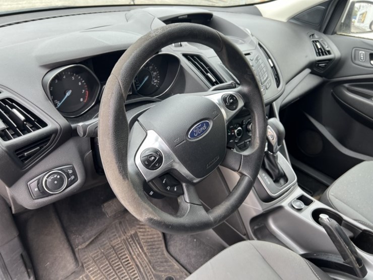 2013-ford-escape-image-22