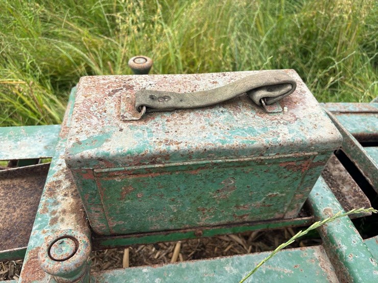 john-deere-baler-image-23
