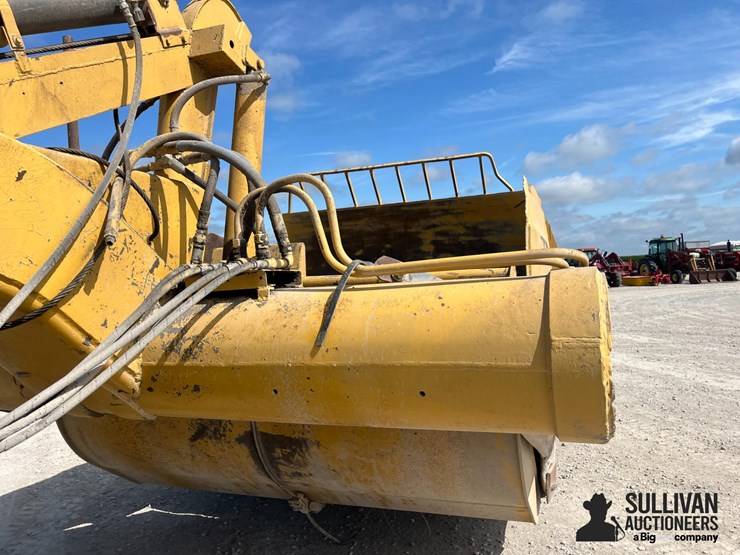 caterpillar-70-image-10