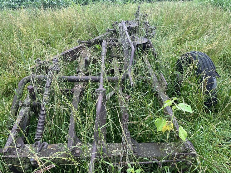 5-bottom-14”-pull-type-plow-image-30